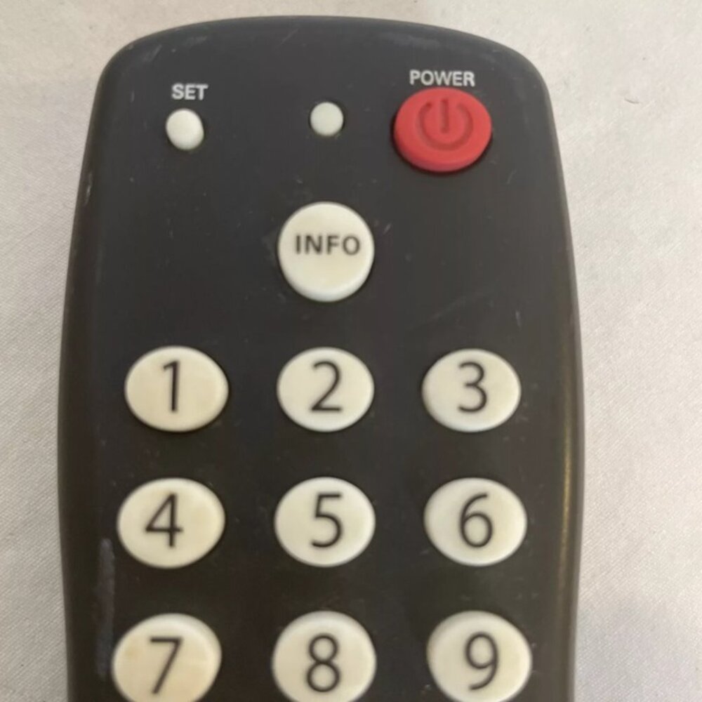 XFINITY Digital Transport Adapter DTA Universal Remote Control - Picture 6 of 8